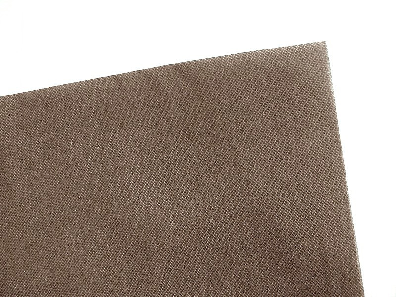 GEOMAT Mulčovací netkaná textilie hnědá – Agrotextílietilie N 50 g/m² 0,8×100 m [80 m²]